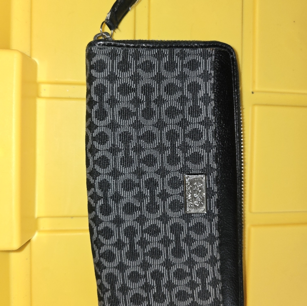 COACH MADISON NEEDLEPOINT OpArt FABRIC ACCORDION ZIP WALLET 49614 Black